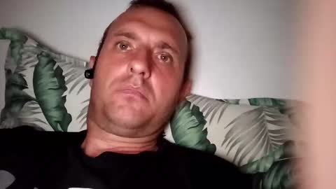 Nick online show from November 2025 08:18:01 PM