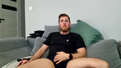 Snapshot of fikol123 chatting on December 2024 08:15:01 AM fiolkamil online show from December 2024 08:15:01 AM