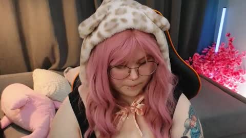 - online show from February 2026 11:32:02 AM