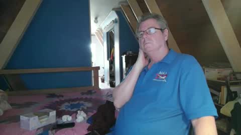 finderfiner online show from December 2025 07:53:02 PM