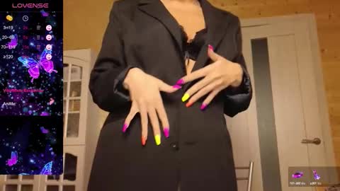 Snapshot of findom_lady_shine chatting on September 2025 09:38:02 PM Lady online show from September 2025 09:38:02 PM