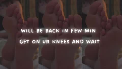Snapshot of findomfeet_ chatting on February 2025 08:36:01 PM Ashley online show from February 2025 08:36:01 PM