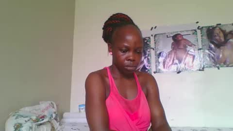Snapshot of fine_melanin chatting on October 2025 07:31:02 AM caro online show from October 2025 07:31:02 AM