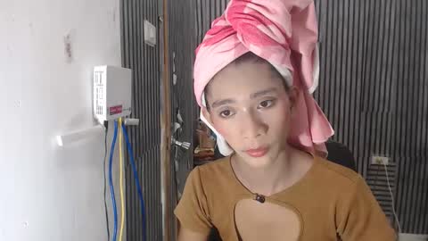 fiona908995 online show from June 2026 10:13:02 AM