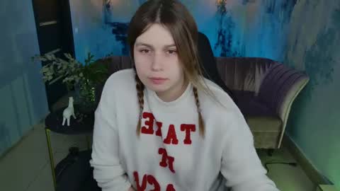 fiora online show from February 2025 02:18:01 PM