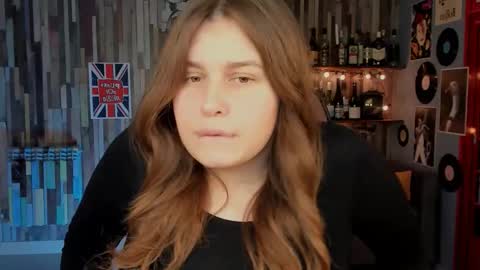 fiora online show from November 2025 01:25:02 PM