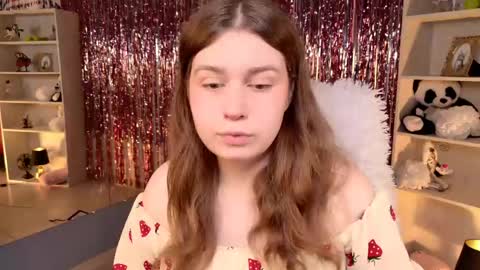 Snapshot of fioramarmoris chatting on May 2026 06:08:01 AM fiora online show from May 2026 06:08:01 AM