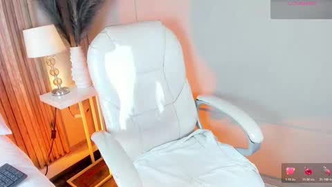 Fiorela online show from February 2026 04:17:02 AM