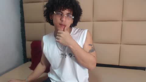 fire_boy69 online show from October 2025 03:31:02 PM