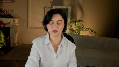 SOFIA online show from December 2025 07:12:01 AM