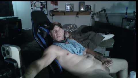 Snapshot of fit_beast chatting on November 2025 03:38:02 AM fit_beast online show from November 2025 03:38:02 AM