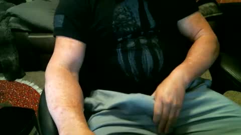 Snapshot of fitguy40 chatting on December 2024 08:29:01 PM fitguy40 online show from December 2024 08:29:01 PM