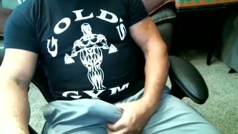 Snapshot of fitguy40 chatting on December 2024 08:12:02 PM fitguy40 online show from December 2024 08:12:02 PM