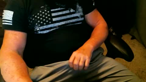 Snapshot of fitguy40 chatting on December 2024 10:02:02 PM fitguy40 online show from December 2024 10:02:02 PM