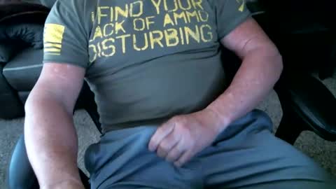 Snapshot of fitguy40 chatting on January 2025 09:14:02 PM fitguy40 online show from January 2025 09:14:02 PM