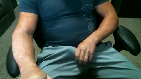 Snapshot of fitguy40 chatting on September 2025 03:39:02 AM fitguy40 online show from September 2025 03:39:02 AM