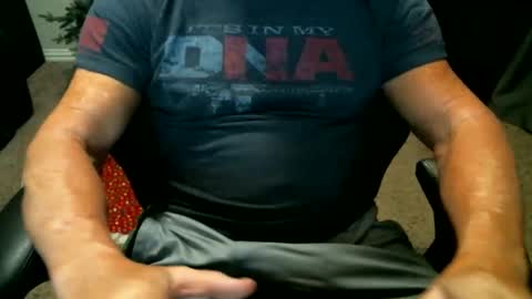 fitguy40 online show from December 2025 03:56:01 AM