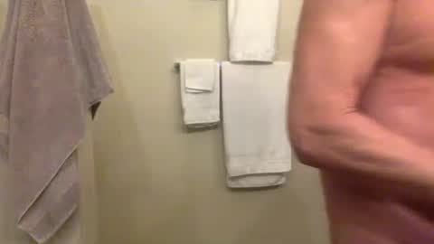 Snapshot of fitonetoo chatting on January 2025 04:29:01 AM fitonetoo online show from January 2025 04:29:01 AM