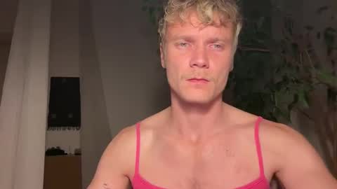 fituniformguy online show from April 2026 09:21:02 PM