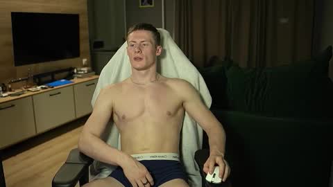 Eren.  online show from December 2025 10:18:02 PM