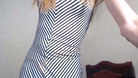 Snapshot of flacats23cm chatting on January 2025 10:51:01 PM flats23cm online show from January 2025 10:51:01 PM