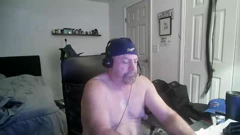Snapshot of flaguy3233 chatting on October 2025 01:40:02 PM Florida guy online show from October 2025 01:40:02 PM