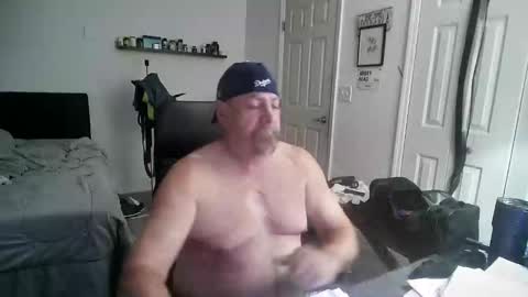 Snapshot of flaguy3233 chatting on October 2025 04:18:02 AM Florida guy online show from October 2025 04:18:02 AM