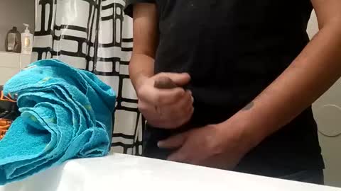 flakko915 online show from November 2025 07:31:01 AM