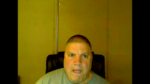 Snapshot of fletch32 chatting on February 2025 03:54:01 AM jd online show from February 2025 03:54:01 AM