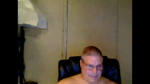 Snapshot of fletch32 chatting on September 2025 08:25:02 PM jd online show from September 2025 08:25:02 PM