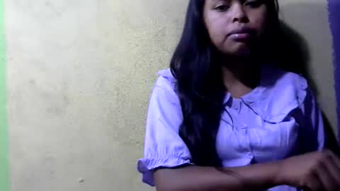 Snapshot of fleurtess_xx chatting on June 2026 04:34:01 AM Claire online show from June 2026 04:34:01 AM