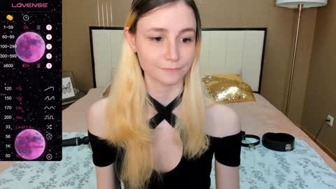 FlexiMona online show from February 2025 01:09:02 PM