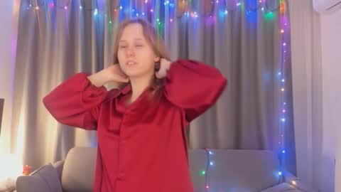 Doloras online show from February 2026 08:30:01 PM