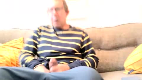 Snapshot of flirtofcharleston chatting on February 2025 09:14:01 PM Flickrbrite online show from February 2025 09:14:01 PM