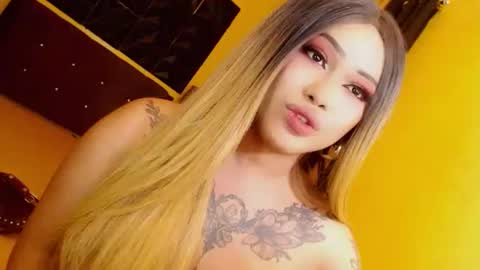 Snapshot of flirtywhore_mariats chatting on December 2024 10:38:02 AM mariadyosa online show from December 2024 10:38:02 AM