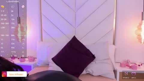 Snapshot of flor_deluna chatting on March 2025 06:50:01 PM Luna online show from March 2025 06:50:01 PM