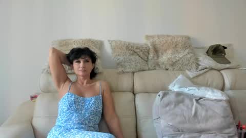 Snapshot of flor_vi chatting on June 2026 12:11:01 PM Victoria create your account through my link online show from June 2026 12:11:01 PM