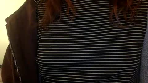 Snapshot of floraexploration chatting on December 2024 06:21:01 PM floraexploration online show from December 2024 06:21:01 PM