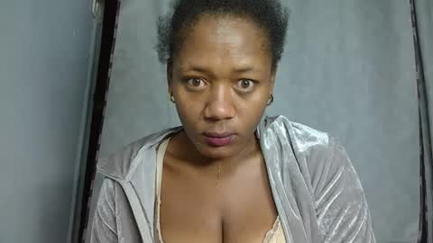 florencia011 online show from January 2025 03:37:02 AM
