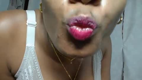 florencia011 online show from January 2025 02:55:01 AM