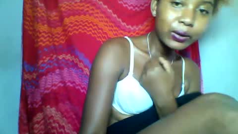 florencia011 online show from January 2025 06:43:02 AM