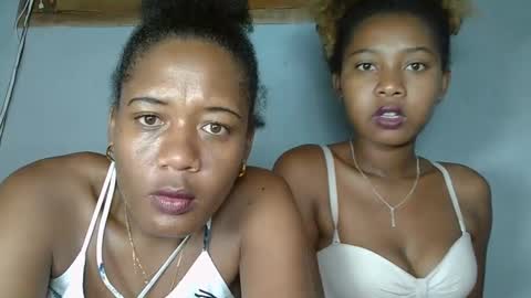 florencia011 online show from February 2025 07:07:01 PM