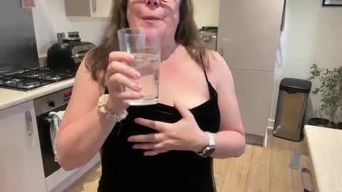 Snapshot of flossyishot chatting on May 2026 08:47:01 PM flossyishot online show from May 2026 08:47:01 PM