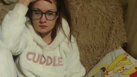 Snapshot of flowercandydoll13 chatting on January 2025 11:32:01 PM say meow and send tip online show from January 2025 11:32:01 PM