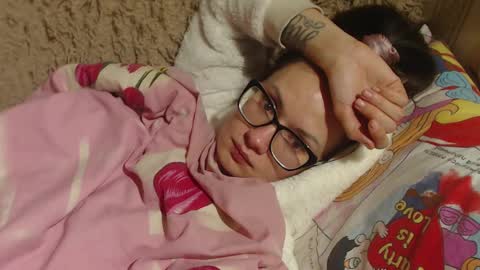 Snapshot of flowercandydoll13 chatting on February 2025 01:12:02 AM say meow and send tip online show from February 2025 01:12:02 AM