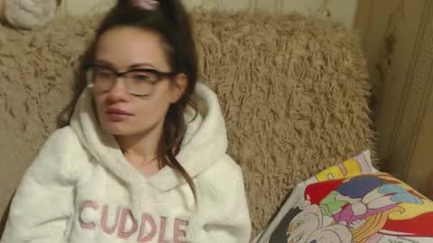 Snapshot of flowercandydoll13 chatting on February 2025 01:53:02 PM say meow and send tip online show from February 2025 01:53:02 PM