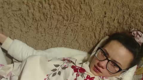 Snapshot of flowercandydoll13 chatting on February 2025 02:01:01 AM say meow and send tip online show from February 2025 02:01:01 AM