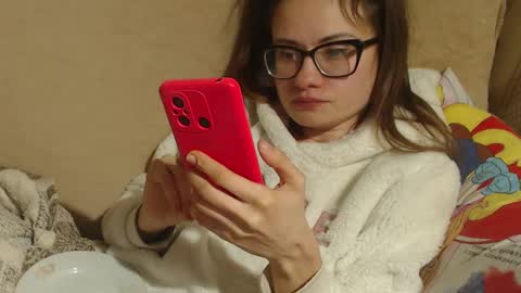 Snapshot of flowercandydoll13 chatting on March 2025 06:44:01 PM say meow and send tip online show from March 2025 06:44:01 PM