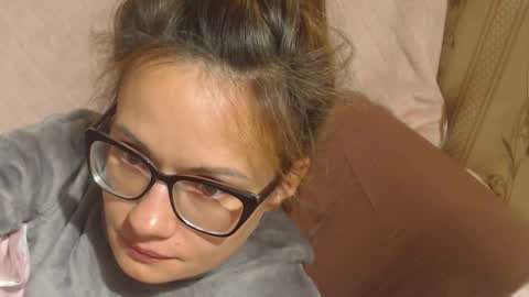 Snapshot of flowercandydoll13 chatting on September 2025 10:46:02 PM say meow and send tip online show from September 2025 10:46:02 PM