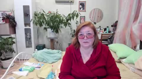 Snapshot of flowerlover8 chatting on November 2025 06:52:02 PM Flowerlower online show from November 2025 06:52:02 PM